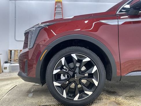 Certified 2025 Kia Sorento EX w/ Panoramic Sunroof Package image 20