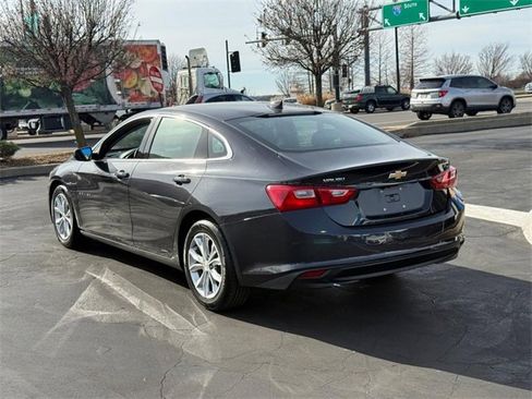 Used 2023 Chevrolet Malibu LT image 3