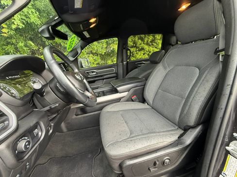 Used 2022 RAM 1500 Big Horn AWD/4WD image 33