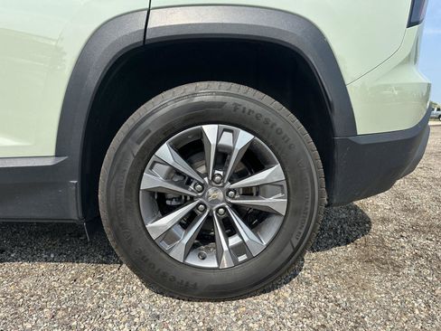 Certified 2025 Chevrolet Equinox LT w/ Convenience Package II FWD image 27
