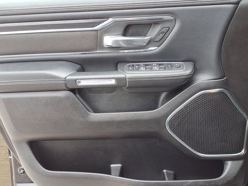 Used 2024 RAM 1500 Laramie AWD/4WD image 21