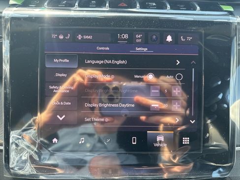 New 2025 Jeep Grand Cherokee Altitude image 39