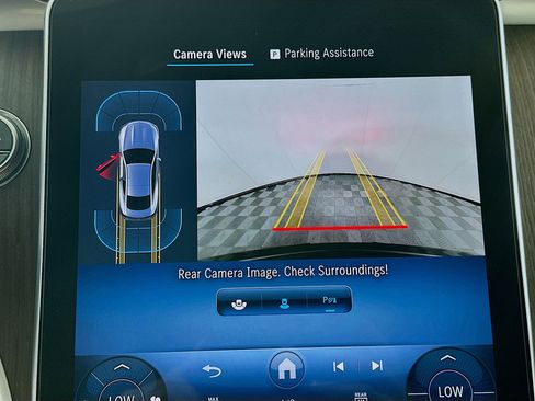 Used 2025 Mercedes-Benz CLE 300 4MATIC Coupe image 23