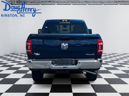 New 2024 RAM 2500 Tradesman w/ Towing Technology Group image 4