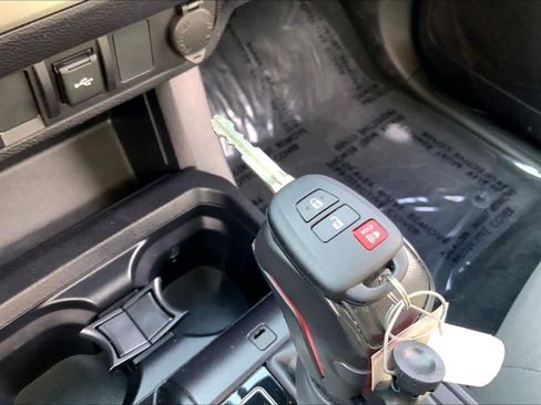 Used 2023 Toyota Tacoma SR w/ SR Convenience Package RWD image 13