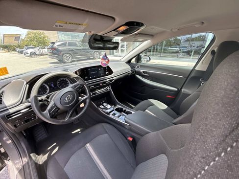 Used 2020 Hyundai Sonata SE w/ Cargo Package FWD image 5