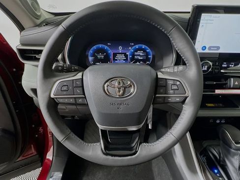 New 2026 Toyota Highlander Platinum AWD/4WD image 15