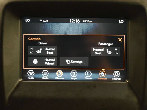 Used 2019 Jeep Compass Latitude w/ Cold Weather Group AWD/4WD image 17