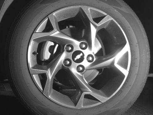Used 2025 Chevrolet Trax LT FWD image 12