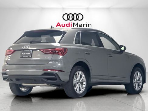 Used 2025 Audi Q3 2.0T Premium w/ Convenience Package image 5
