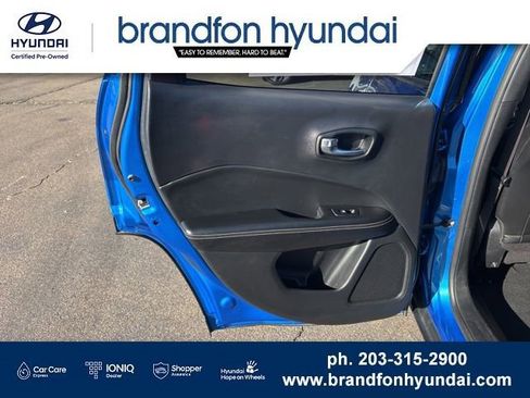 Used 2021 Jeep Compass Latitude AWD/4WD image 10