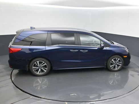 Certified 2024 Honda Odyssey Touring image 14