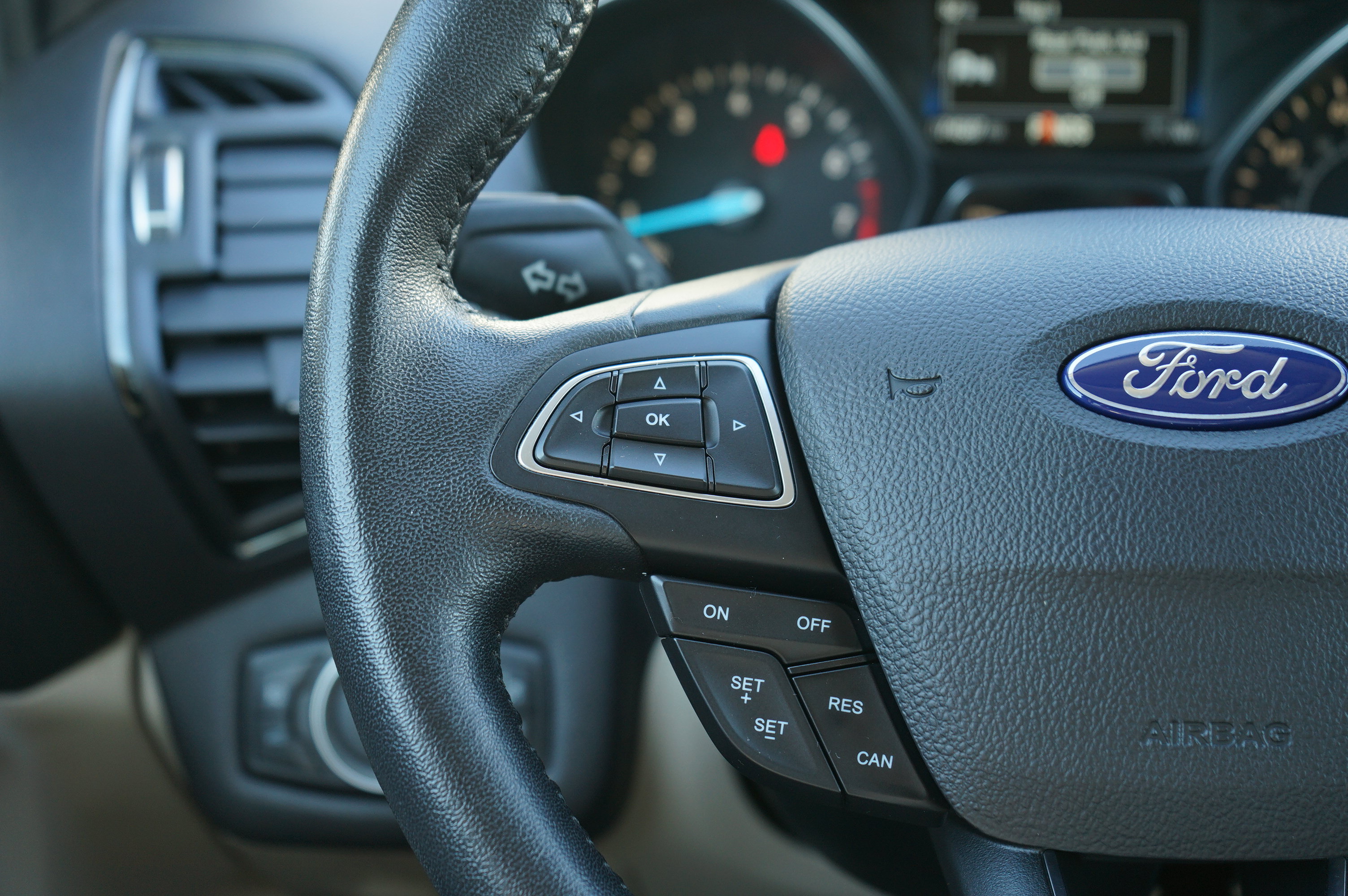 Used 2018 Ford Escape SEL AWD/4WD image 27