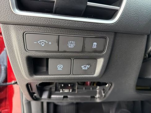 Certified 2025 Hyundai Sonata Limited FWD image 16
