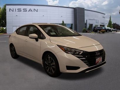 New 2025 Nissan Versa SV w/ Trunk Package