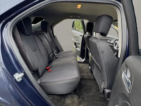 Used 2017 Chevrolet Equinox LT AWD/4WD image 12