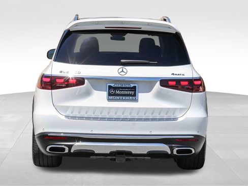 Certified 2024 Mercedes-Benz GLS 450 4MATIC image 9