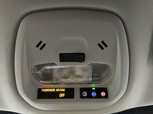 New 2026 Chevrolet Trax LT w/ Driver Confidence Package FWD image 31