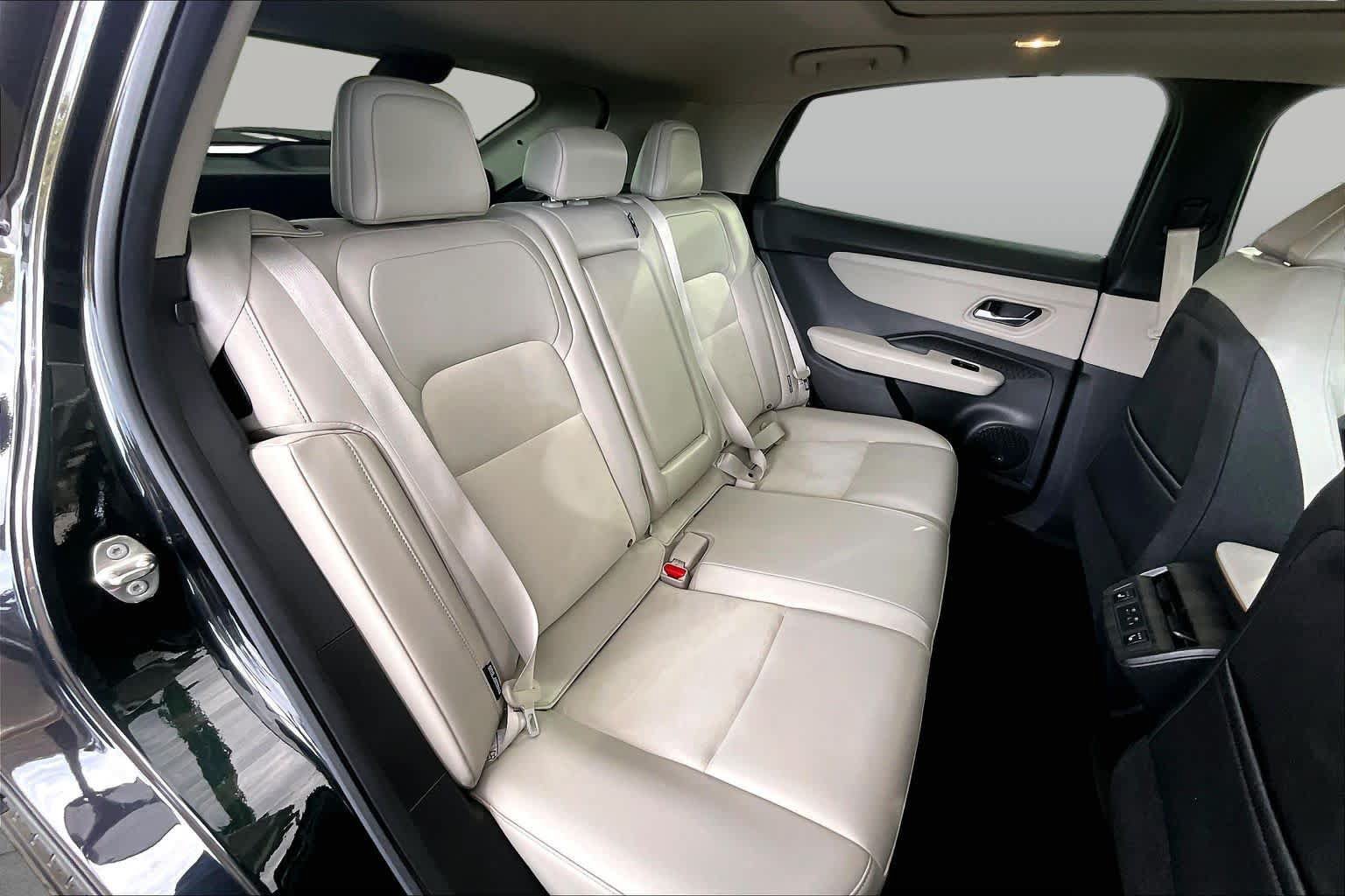 Certified 2023 Nissan Ariya AWD image 20