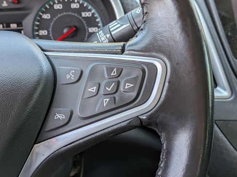 Used 2022 Chevrolet Malibu RS FWD image 25