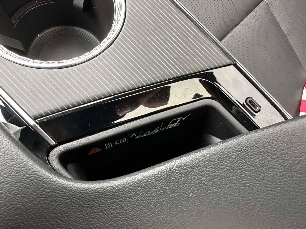 Used 2024 Cadillac Lyriq Sport RWD image 18