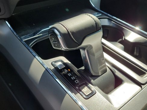 Used 2024 Ford F150 Lariat w/ FX4 Off-Road Package image 23