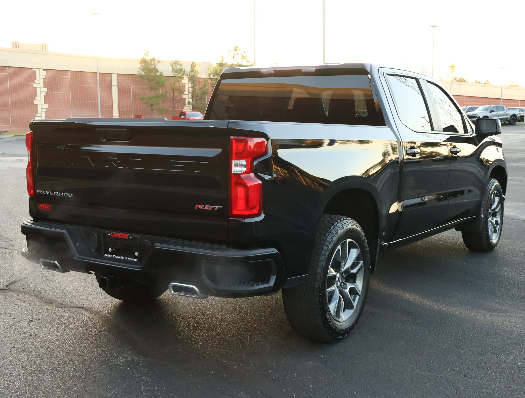 Used 2026 Chevrolet Silverado 1500 RST w/ Z71 Off-Road Package AWD/4WD image 29