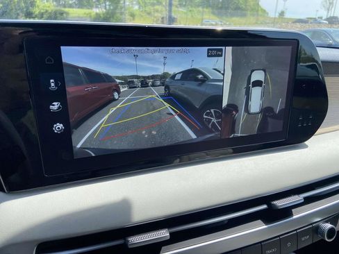 Used 2024 Hyundai Palisade Limited FWD image 25