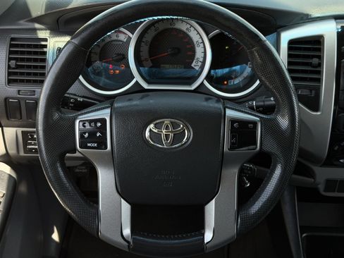 Used 2012 Toyota Tacoma PreRunner w/ SR5 Pkg RWD image 14