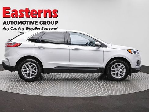 Used 2023 Ford Edge SEL AWD/4WD image 4