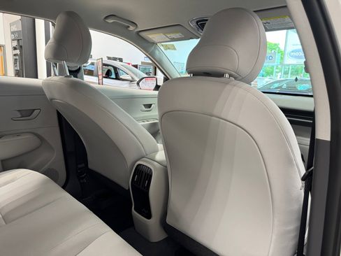 New 2025 Hyundai Kona SEL image 19
