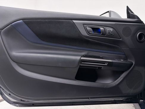 Used 2025 Ford Mustang Dark Horse image 21
