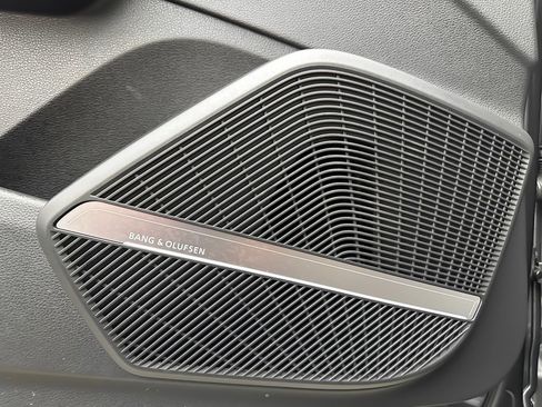 Used 2022 Audi Q5 2.0T Premium Plus w/ Premium Plus Package image 24