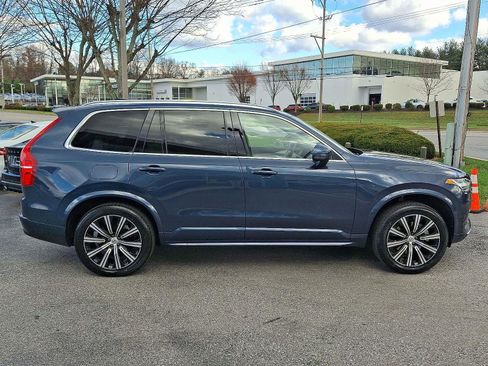 Certified 2023 Volvo XC90 B5 Core w/ Climate Package image 7