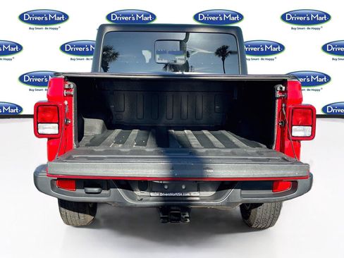 Used 2023 Jeep Gladiator Sport AWD/4WD image 24