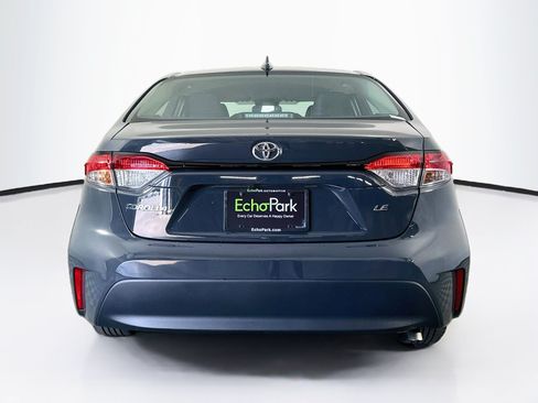 Used 2025 Toyota Corolla LE FWD image 7