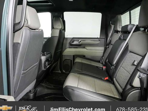 New 2026 Chevrolet Silverado 2500 ZR2 image 18