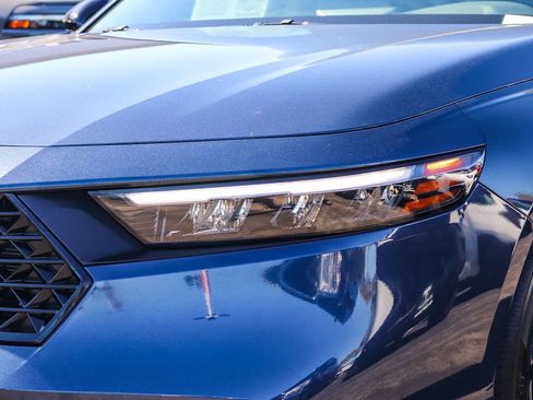 Used 2025 Honda Accord SE image 8