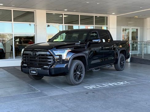 New 2026 Toyota Tundra Limited image 2