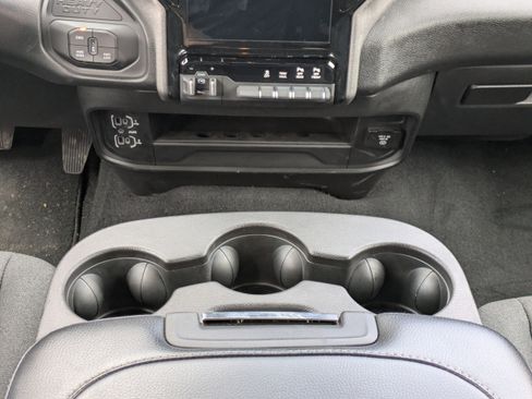 Used 2025 RAM 2500 Tradesman image 17