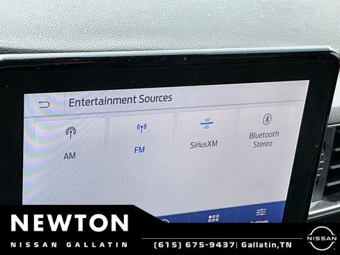 Used 2021 Ford Explorer Limited w/ Equipment Group 301A AWD/4WD image 24