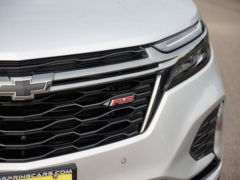 Certified 2022 Chevrolet Equinox RS w/ Infotainment Package image 9