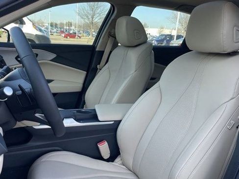 Used 2025 Acura TLX w/ Technology Package image 23