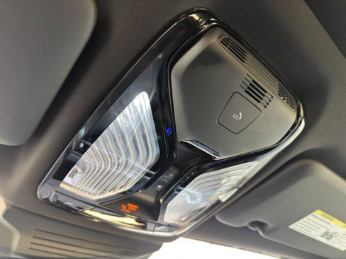 Used 2024 BMW X5 M60i AWD/4WD image 40