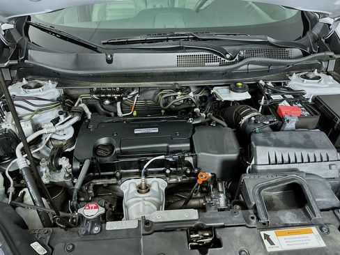 Used 2018 Honda CR-V LX image 29