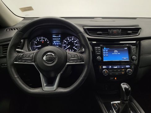 Used 2017 Nissan Rogue SL w/ SL Premium Package image 22