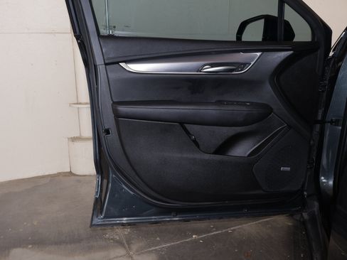 Used 2023 Cadillac XT5 Luxury FWD image 33