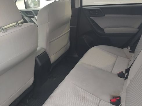 Used 2018 Subaru Forester 2.5i Premium w/ All-Weather Package AWD/4WD image 5