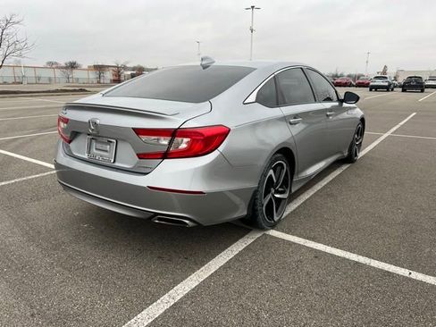 Used 2020 Honda Accord Sport image 6