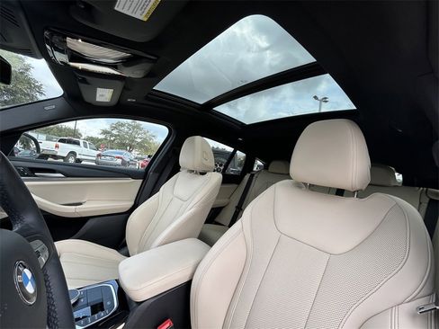 Used 2025 BMW X4 xDrive30i image 14